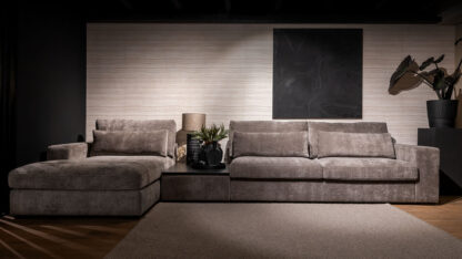 UrbanSofa-Lorenzo-Casia-Loungebank-Palazzo-Liver-website-1.jpg