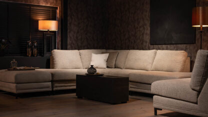 UrbanSofa-Quinn-Casia-Hoekbank-Mulberry-Cesame-Website.jpg